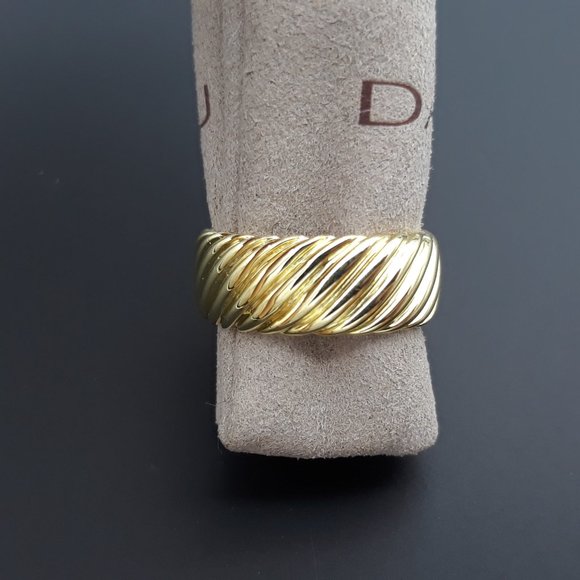 David Yurman Metro Ring 10mm wide - Picture 3 of 10